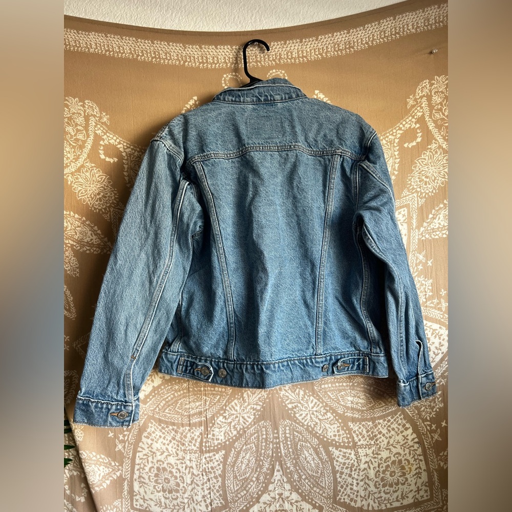 Levi’s Best Selling Original Denim Trucker Jacket Size Small - Picture 7 of 7